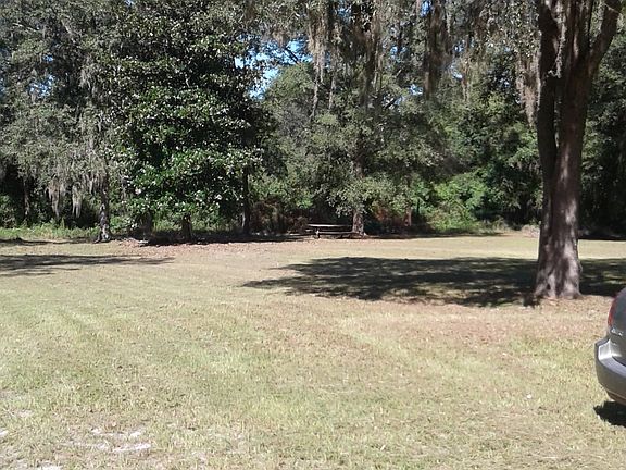 2nd image of 269 Dogwood Ln