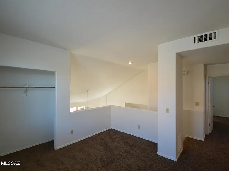 5341 E Timrod St — Photo 8
