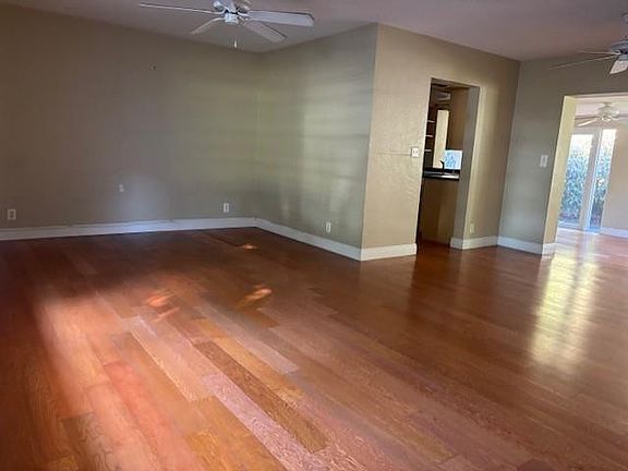 4th image of 1760 Cathedral Drive