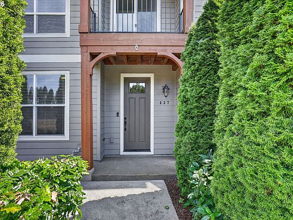 4th image of 437 NE 4th Ave