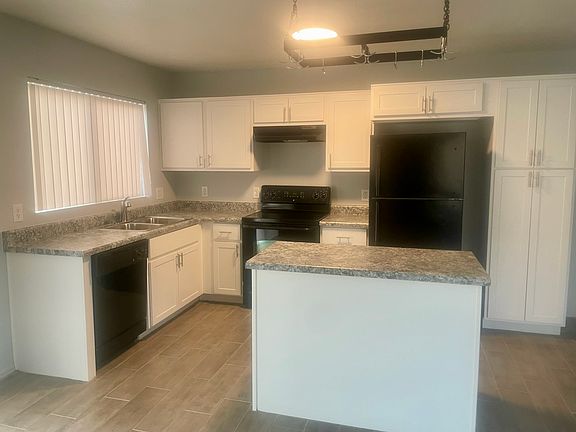 4th image of 7571 W Oregon Ave #1