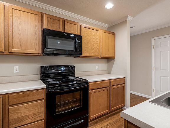 5th image of 7105 La Christa Way #61