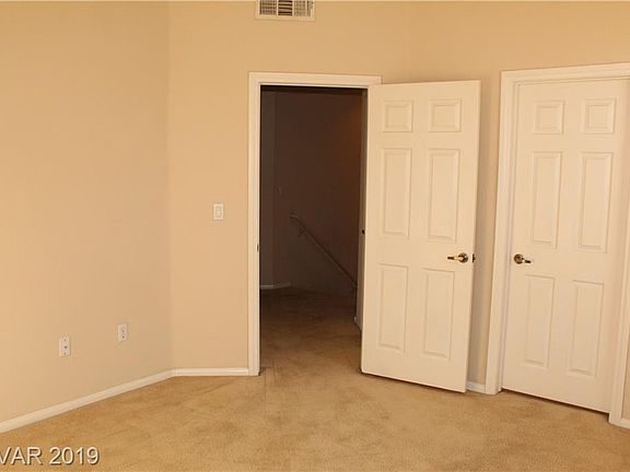 4th image of 5855 Valley Dr Unit 2027