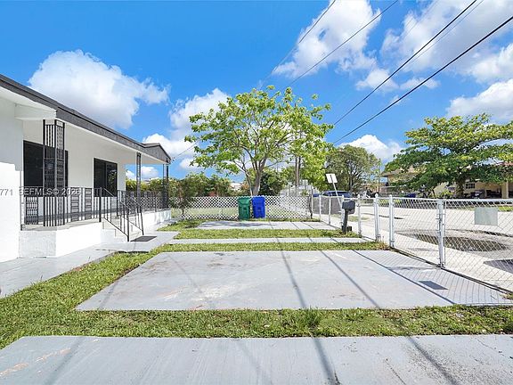 3rd image of 1918 NW 19th Ave