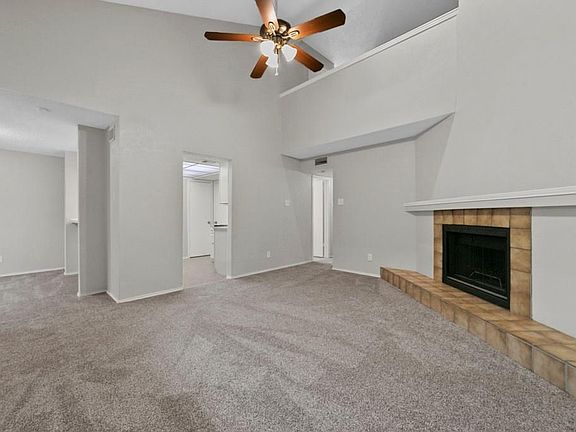 5th image of 814 Creekside Dr