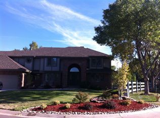 16 Falcon Hills Dr, Highlands Ranch, CO 80126