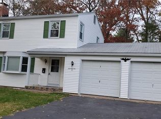 75 Rowland Dr, East Hartford, CT 06118