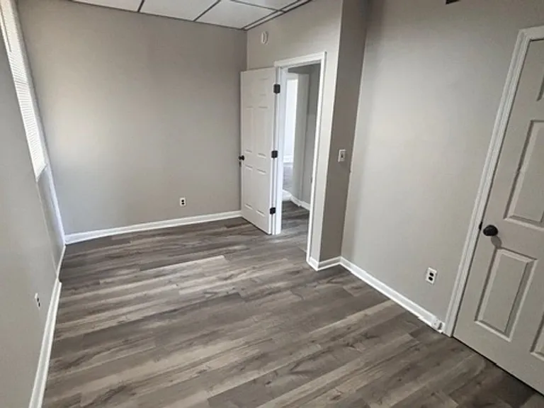 719 N 2nd St — Photo 9