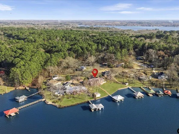 20520 Clearwater Cir, Flint, TX 75762