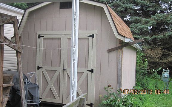 3rd image of 115 Harold Dr