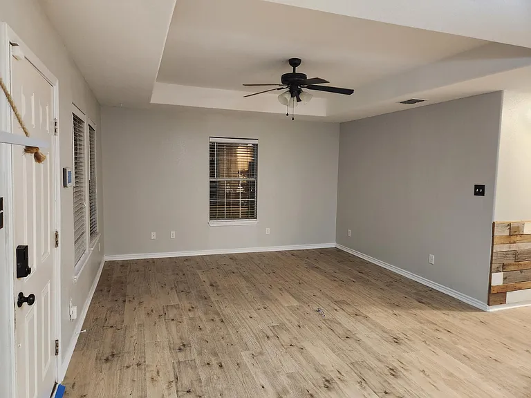 3602 Laguna Shores Rd — Photo 9