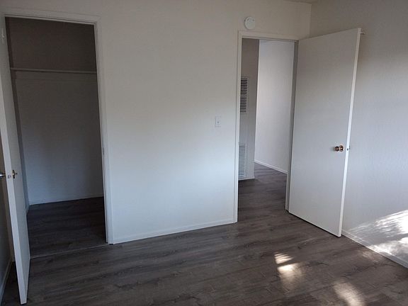 3rd image of 1380 Via Dondera