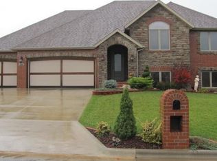 2805 E Chinkapin St, Springfield, MO 65804