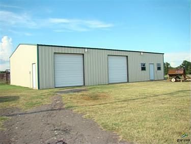 2nd image of 1271 County Road 2402