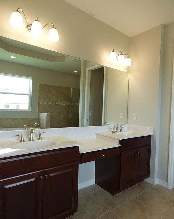 1st image of 2835 SW 30th St