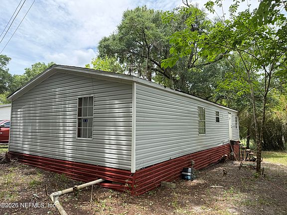 3rd image of 4720 TUCK Court