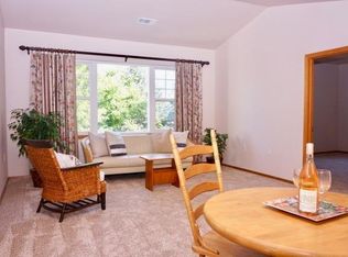 823 Pavilion Pl, Ashland, OR 97520