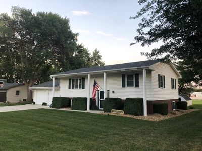 8 E Elk St, Seneca, KS, 66538