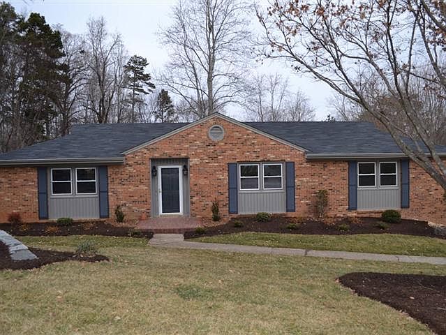 1st image of 125 Dyerwood Pl