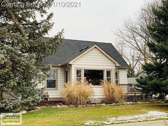 2nd image of 178 Bell Ave