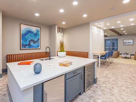 5th image of 532 Magazine St #4-101