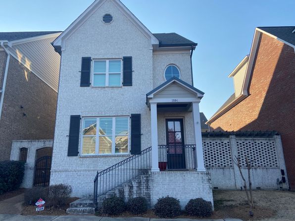2504 Capitol St