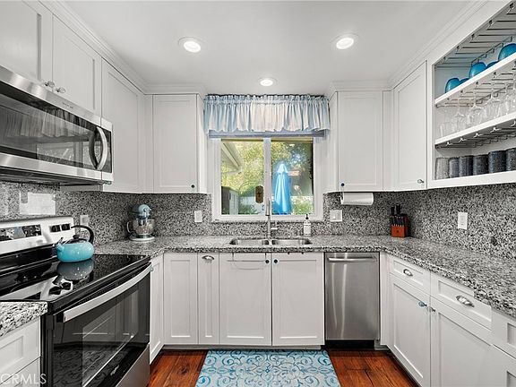 4th image of 471 Calle Cadiz Unit H