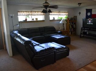 455 County Road 342, Gonzales, TX 78629