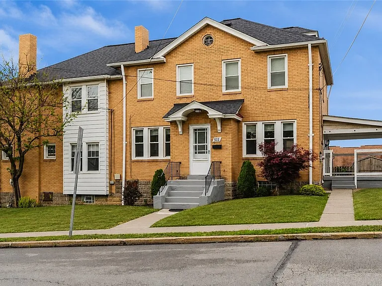 511 Woodbourne Ave — Photo 1