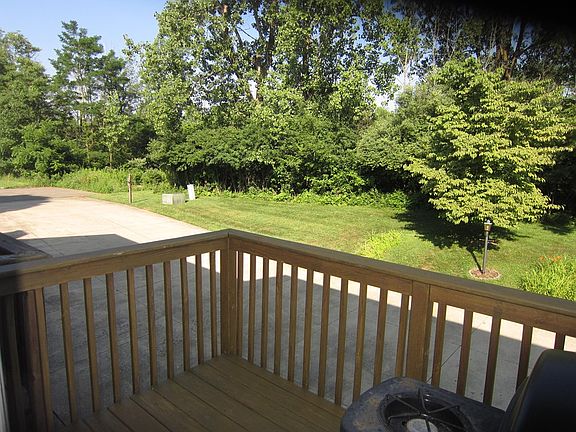 4th image of 838 Red Oak Trl