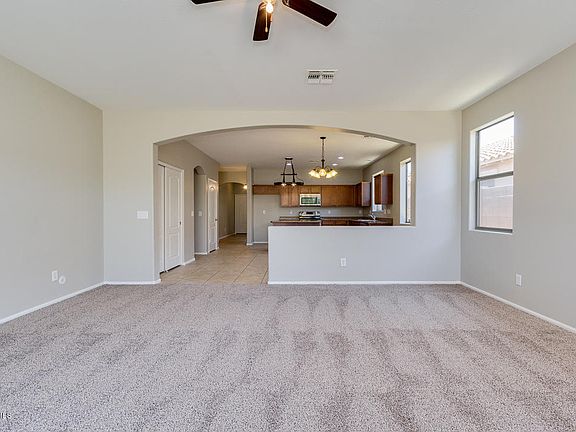 3rd image of 1002 E Penny Ln