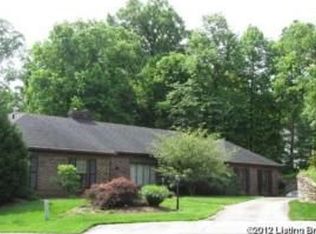 2402 Henley Ct, Old Brownsboro Place, KY 40242