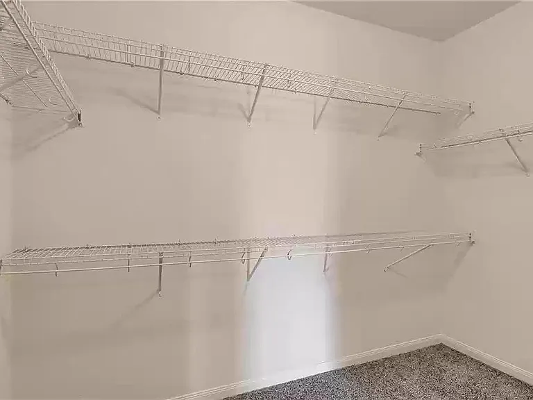 19708 James Manor St — Photo 11