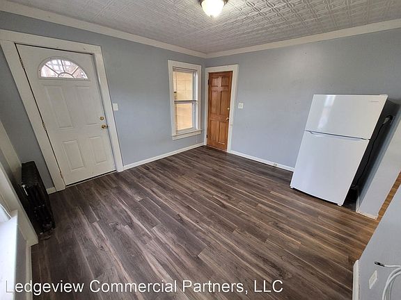 2nd image of 291 Bartlett St #3