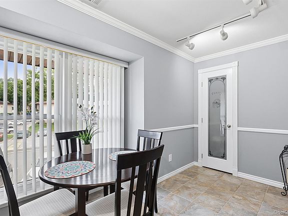5th image of 2 Hemlock Court #2