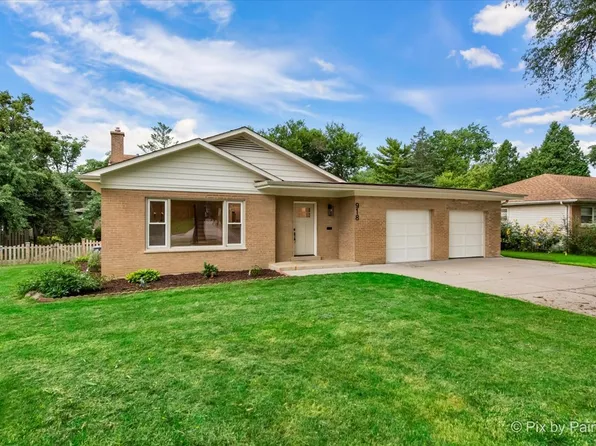 918 Delles Rd, Wheaton, IL 60189