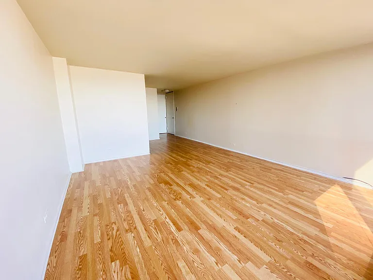 2400 N Lakeview Ave #904 — Photo 7