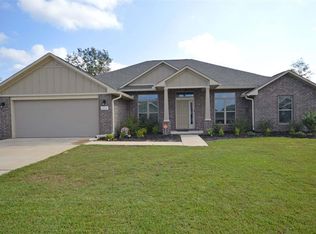 6230 Ithaca St, Milton, FL 32570