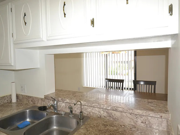 329 Moorings Cove Dr — Photo 32