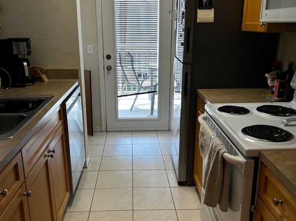 11019 Legacy Ln APT 203
