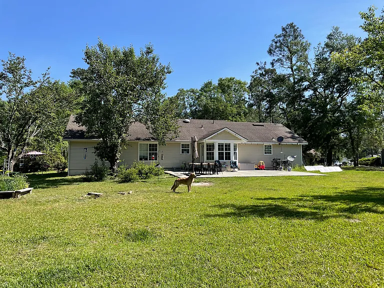 3816 Honeysuckle Dr — Photo 7