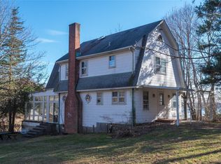 86 S Harbor Rd, Northport, NY 11768