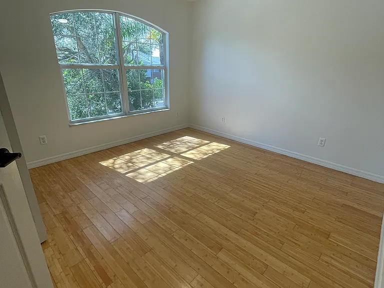4th Bedroom in 2nd floor