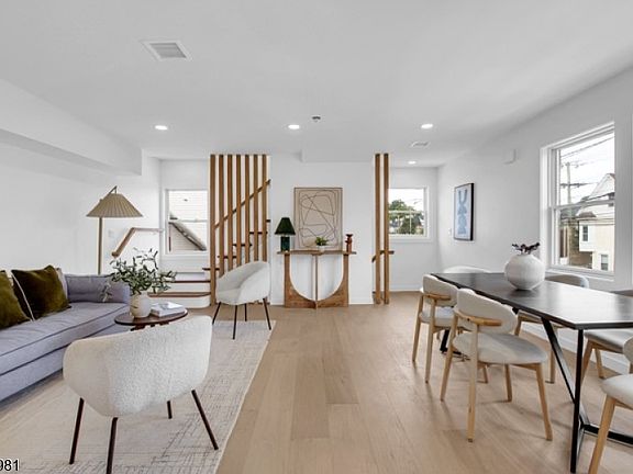 4th image of 413 Paulison Ave #7