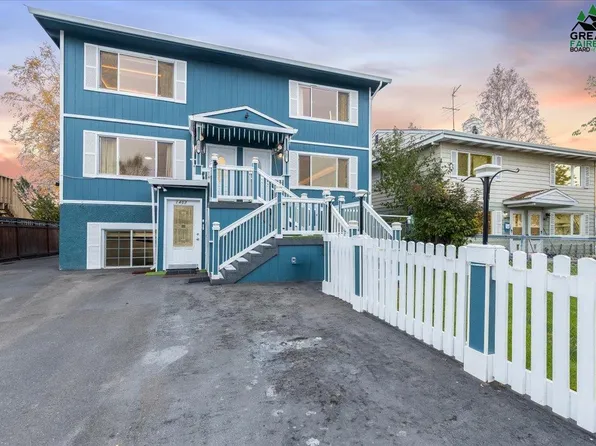 1405 Lathrop St, Fairbanks, AK 99701