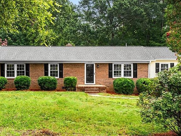 2nd image of 5007 Shoreline Dr