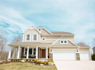 587 Chrystal Downs Ct, Brighton, MI