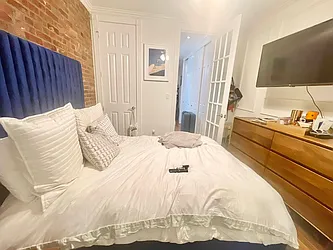 Rented by Century 21 Premier 