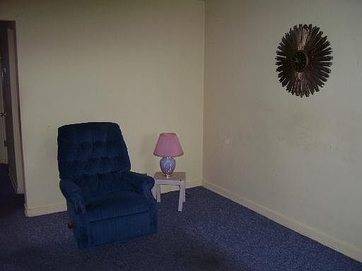 3rd image of 3704 S Oak Park Ave