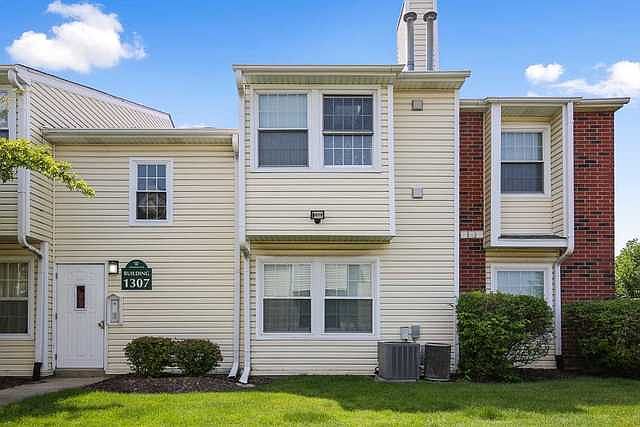 1st image of 1307 Wyndham Dr APT 205